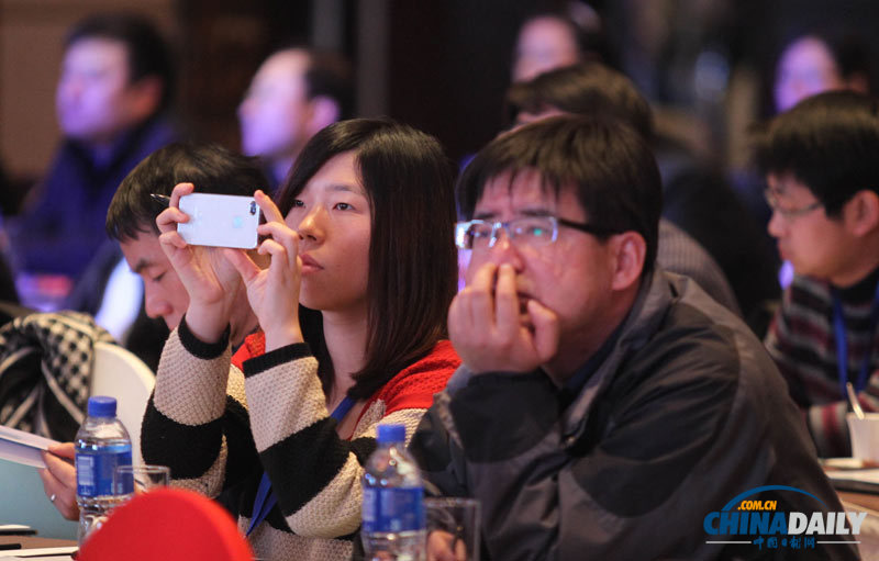 2012媒體微博高峰論壇在京舉行 發(fā)布媒體微博報告