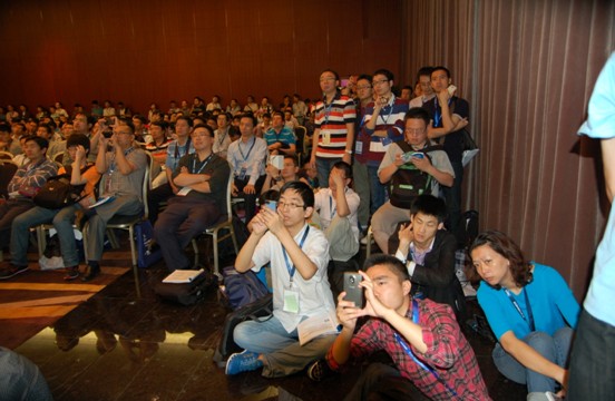 百度林仕鼎:數(shù)據(jù)中心計(jì)算引爆軟硬件變革