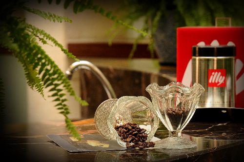 品一口香茶，享一刻幽靜