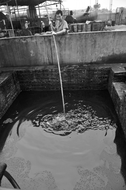 成都普及一次性鍋底 日均700噸