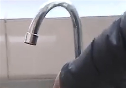 濟(jì)南金橋新苑小區(qū)過(guò)年期間停水兩晝夜 昨起基本恢復(fù)