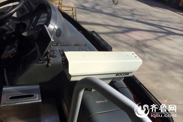 濟(jì)南啟用移動(dòng)公交抓拍系統(tǒng) 公交車(chē)上入駐電子警察