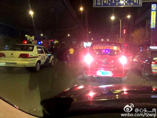 濟(jì)南男子酒后搭出租不慎墜落高架 律師稱司機(jī)或擔(dān)責(zé)