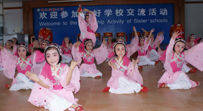 第十屆“和平頌”國際青少年文化藝術節(jié)蓬萊開幕