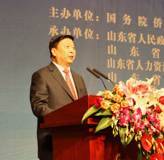 第六屆華商企業(yè)科技創(chuàng)新合作交流會(huì)在山東濟(jì)南開幕