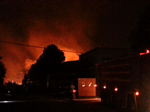 濟(jì)南市一家具廠發(fā)生火災(zāi)