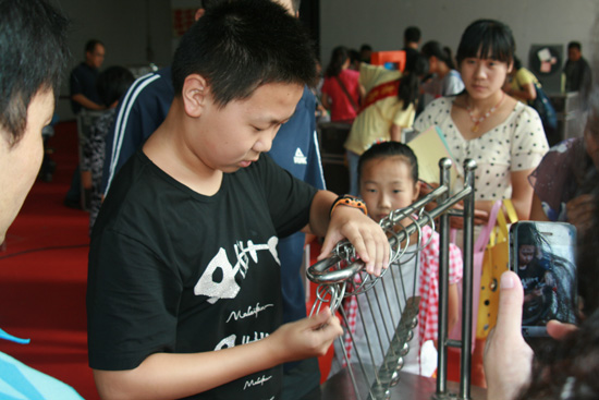青島市2013年全國(guó)科普日暨青島市科普節(jié)開幕