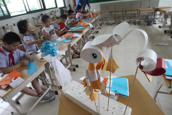 “鄉(xiāng)村學(xué)校少年宮”里的快樂(lè)暑假