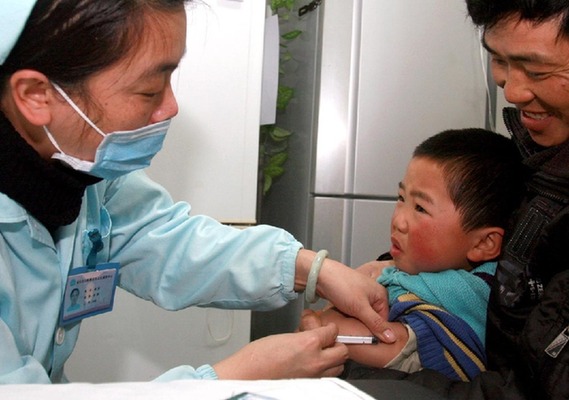 上海金山開展消除麻疹免疫活動