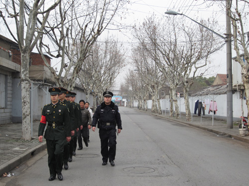 上海楊浦：4萬“軍地警”大巡防 多個小區(qū)春節(jié)零發(fā)案