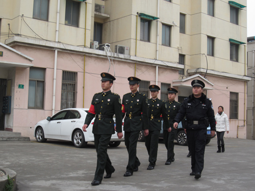上海楊浦：4萬“軍地警”大巡防 多個小區(qū)春節(jié)零發(fā)案