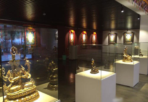 滬藏文藝交流中心開(kāi)幕 國(guó)寶級(jí)藏品現(xiàn)場(chǎng)直擊|圖