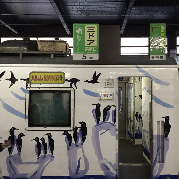 滬迪士尼地鐵列車不萌 回應(yīng)：是11號線一部分|圖