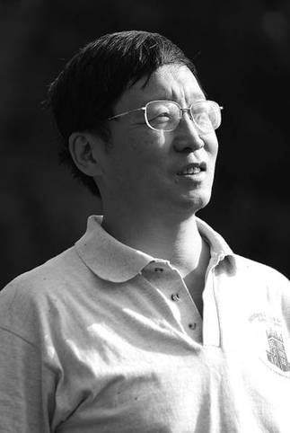 專家:二三流大學(xué)若倒閉或促進(jìn)中國反思大學(xué)體制