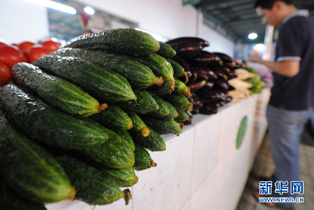 蔬菜難逃“一抹” 催熟劑是否濫用誰(shuí)監(jiān)控？