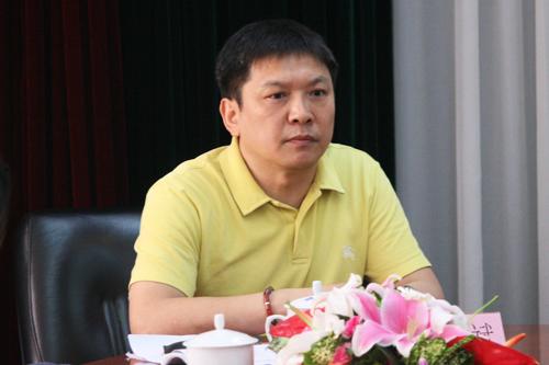 央視“六一”晚會(huì)總導(dǎo)演尹永斌談《幸福像花兒一樣》