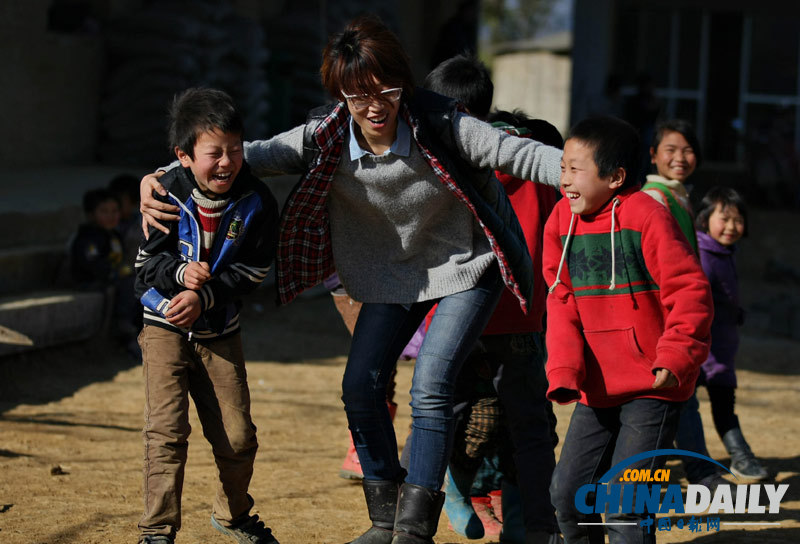 別樣感動(dòng)：走進(jìn)大山中的農(nóng)村小學(xué)