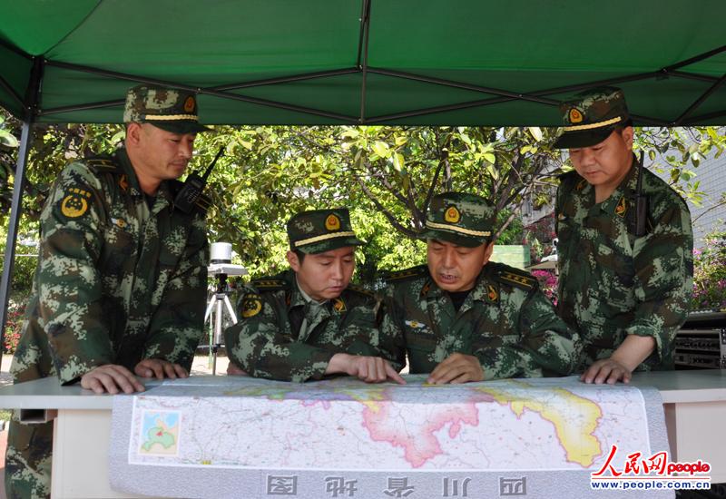 高清:武警涼山森林支隊請戰(zhàn)赴雅安救援