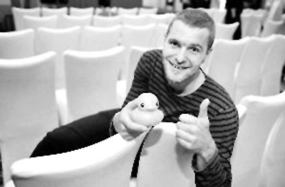 “大黃鴨”之父：我也沒(méi)想到會(huì)這么火