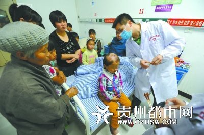 貴州針扎縫嘴虐女案續(xù)：涉案父親獲刑1年6個(gè)月