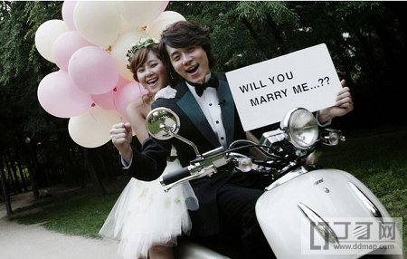 《我們結(jié)婚了》婚紗照盤點 維尼鬼澤最養(yǎng)眼