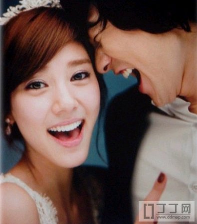 《我們結(jié)婚了》婚紗照盤點 維尼鬼澤最養(yǎng)眼