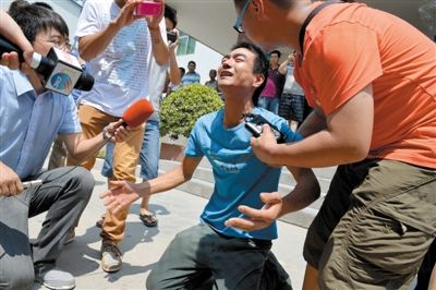 陜西富平衛(wèi)生局長(zhǎng)等5人因醫(yī)生拐賣嬰兒案被免職