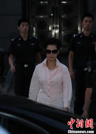 李某某案五名被告只有李某某不認(rèn)罪 將擇期宣判