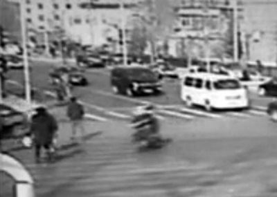 北京：老外遭訛不實(shí) 女子確實(shí)被撞（圖）