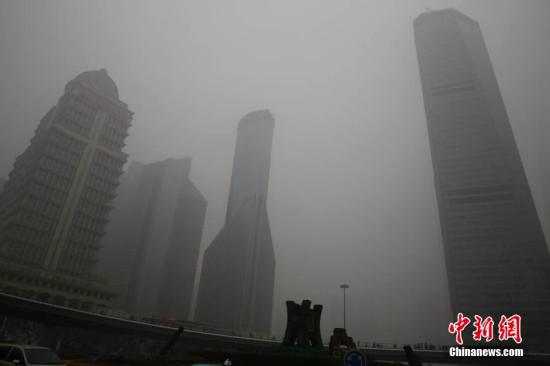 中國多地陷持續(xù)“霾伏” 8日將逐步減弱消散