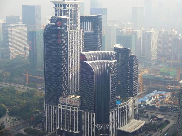 “霾鎖”深圳 11個空氣質(zhì)量監(jiān)測點(diǎn)幾乎全軍覆沒