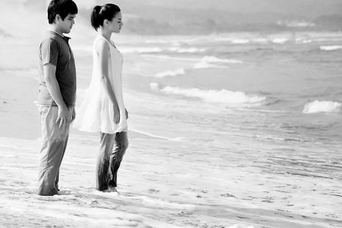 70后狂歡式懷舊 宣泄嚴(yán)酷現(xiàn)實(shí)里的“壓力山大”