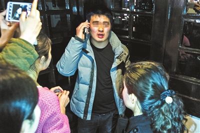 馬航MH370客機(jī)乘客失聯(lián)后QQ曾上線 但無(wú)應(yīng)答(圖)