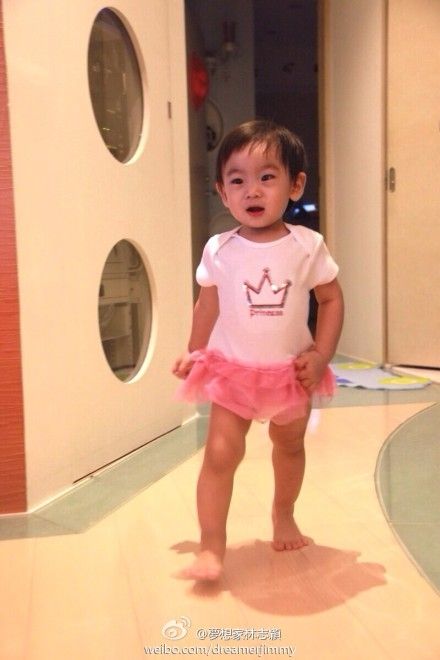 林志穎爆Kimi女裝照 小小志被爹坑怒斥:一點都不酷