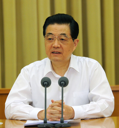 新華社評論員:高舉偉大旗幟 共同團結(jié)奮斗--學(xué)習(xí)貫徹胡錦濤總書記