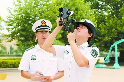我國(guó)海軍首批女艦員即將走上艦艇戰(zhàn)斗崗位