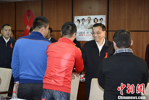 李克強務實風格引關注:傾聽基層聲音 密切聯(lián)系群眾