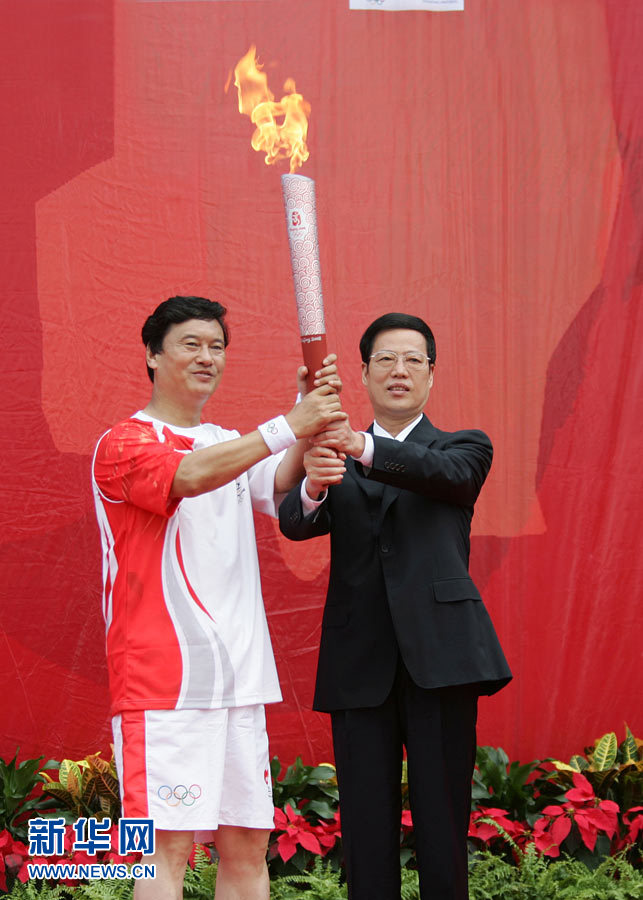 “為民、務實、清廉”——記中共中央政治局常委張高麗