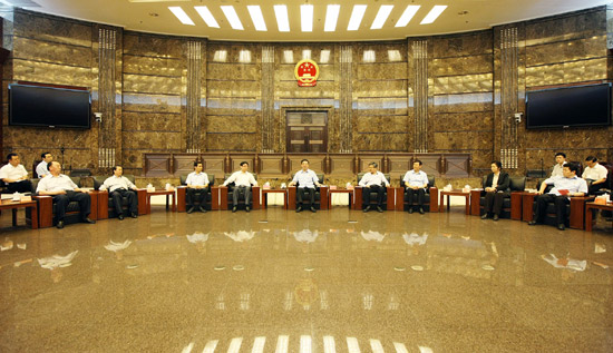 周強：構(gòu)建媒體與司法良性互動關(guān)系 共同維護社會公平正義