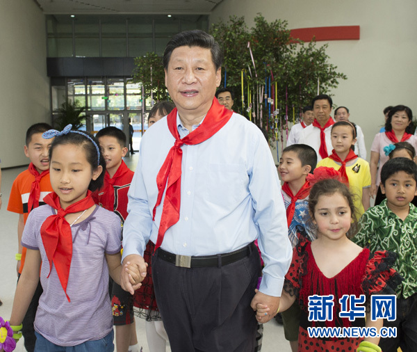 習(xí)近平:依法打擊破壞少兒身心健康言行