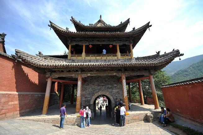 山西:五臺山景區(qū)外圍緩沖地帶禁采礦