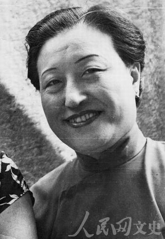 至死都深愛(ài)著蔣介石的女人