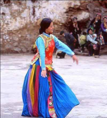 探秘四川神秘女王谷 一女可嫁多夫奇葩習(xí)俗