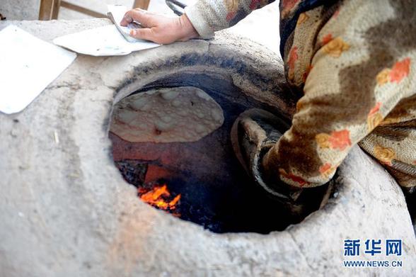 揭秘新疆著名“非遺”美食“恰皮塔”！