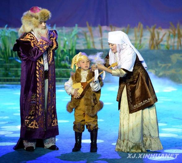 福海縣推出哈薩克族歌舞劇《烏倫古達(dá)斯坦(長(zhǎng)詩(shī))》