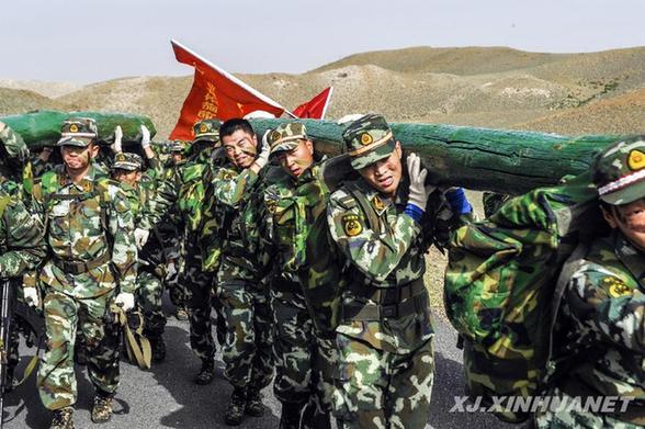 邊防武警體驗“獵人”訓練