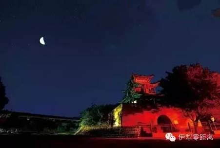 伊犁零距離：伊犁：藍(lán)與綠，你不曾遇到的純粹