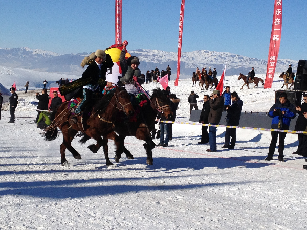 國(guó)際雪聯(lián)越野滑雪巡回賽定音那拉提