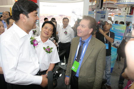 中國(guó)（克拉瑪依）國(guó)際石油天然氣及石化技術(shù)裝備展開幕