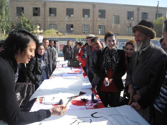 用漫畫傳遞快樂的力量！---一個漫畫家的古爾邦節(jié)